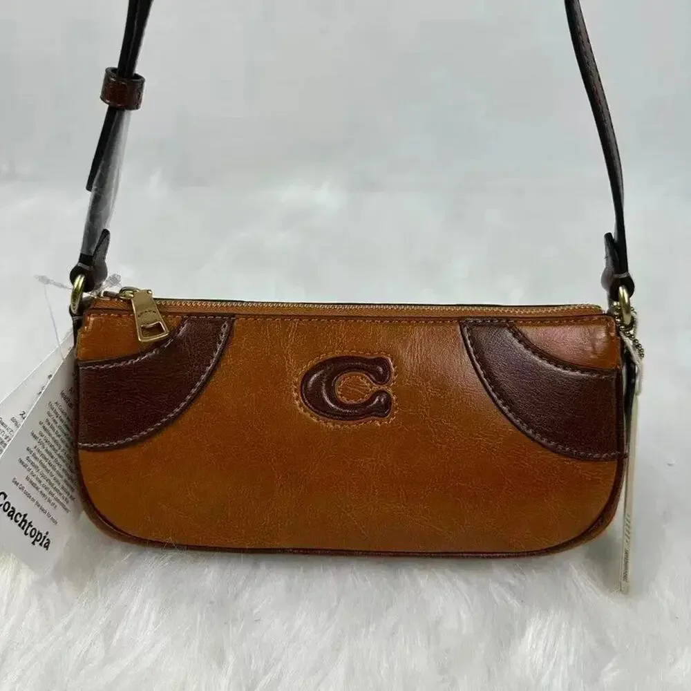 B6-004 NWT Coach Coachtopia Bowling Small Shoulder Bag Leather/Tan/Saddle CFB01